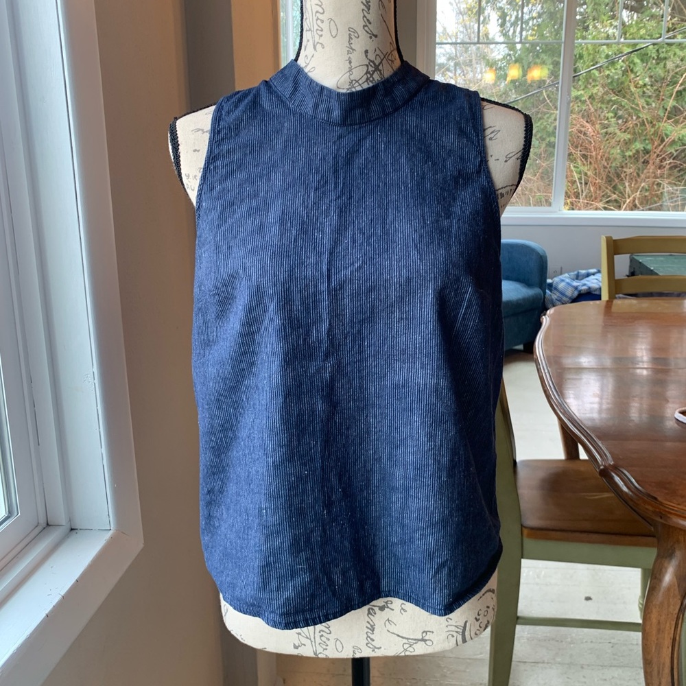 BCBG top